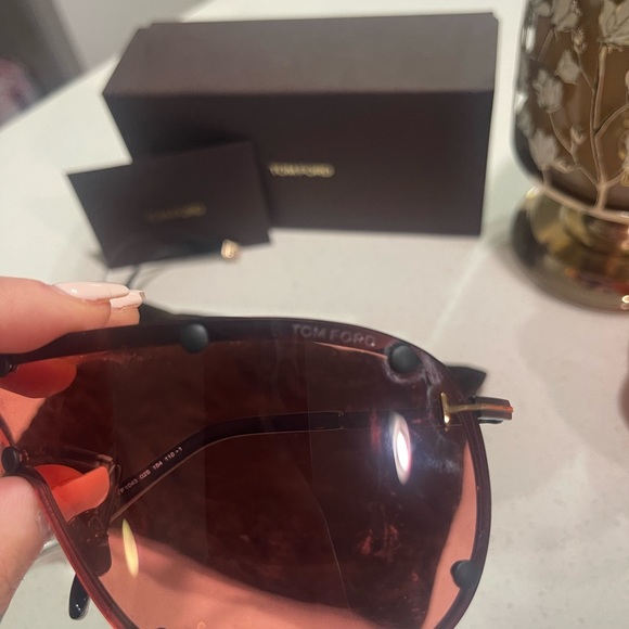 Tom Ford Sunglasses - Picture 3 of 9